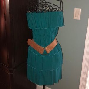 🧨 4/$20🧨 Strapless, layered sundress